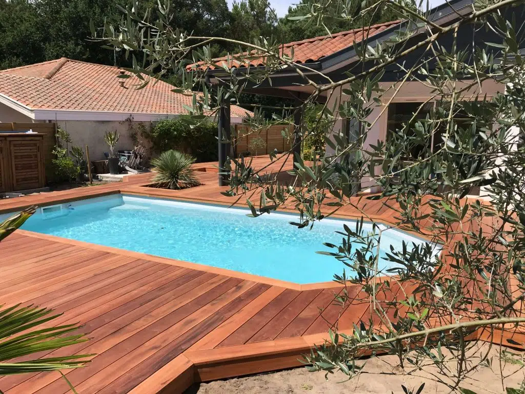 Terrasse pour plage piscine